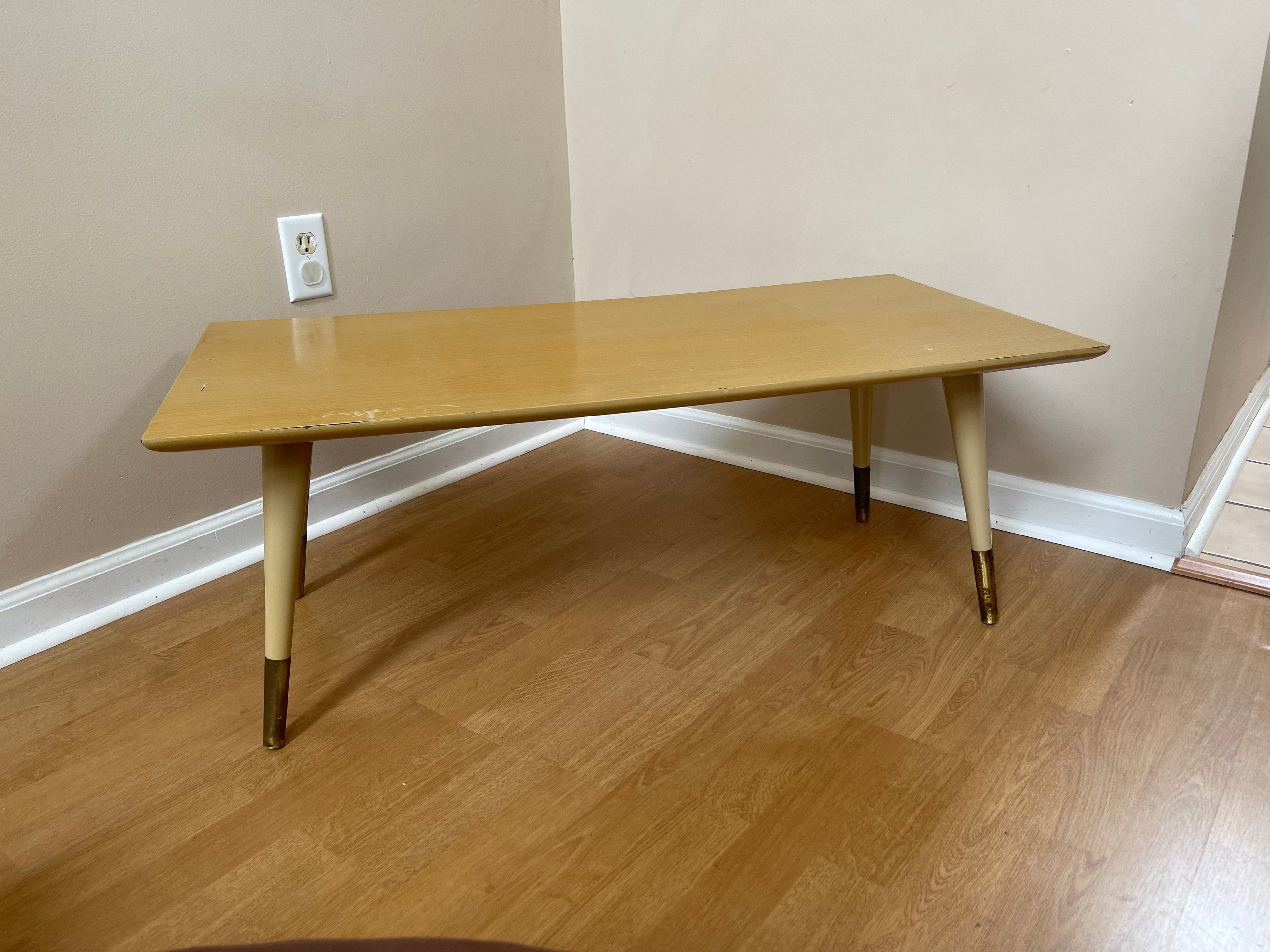 this is an image of the item that you see infront of you. shop the HARD FIND shop!